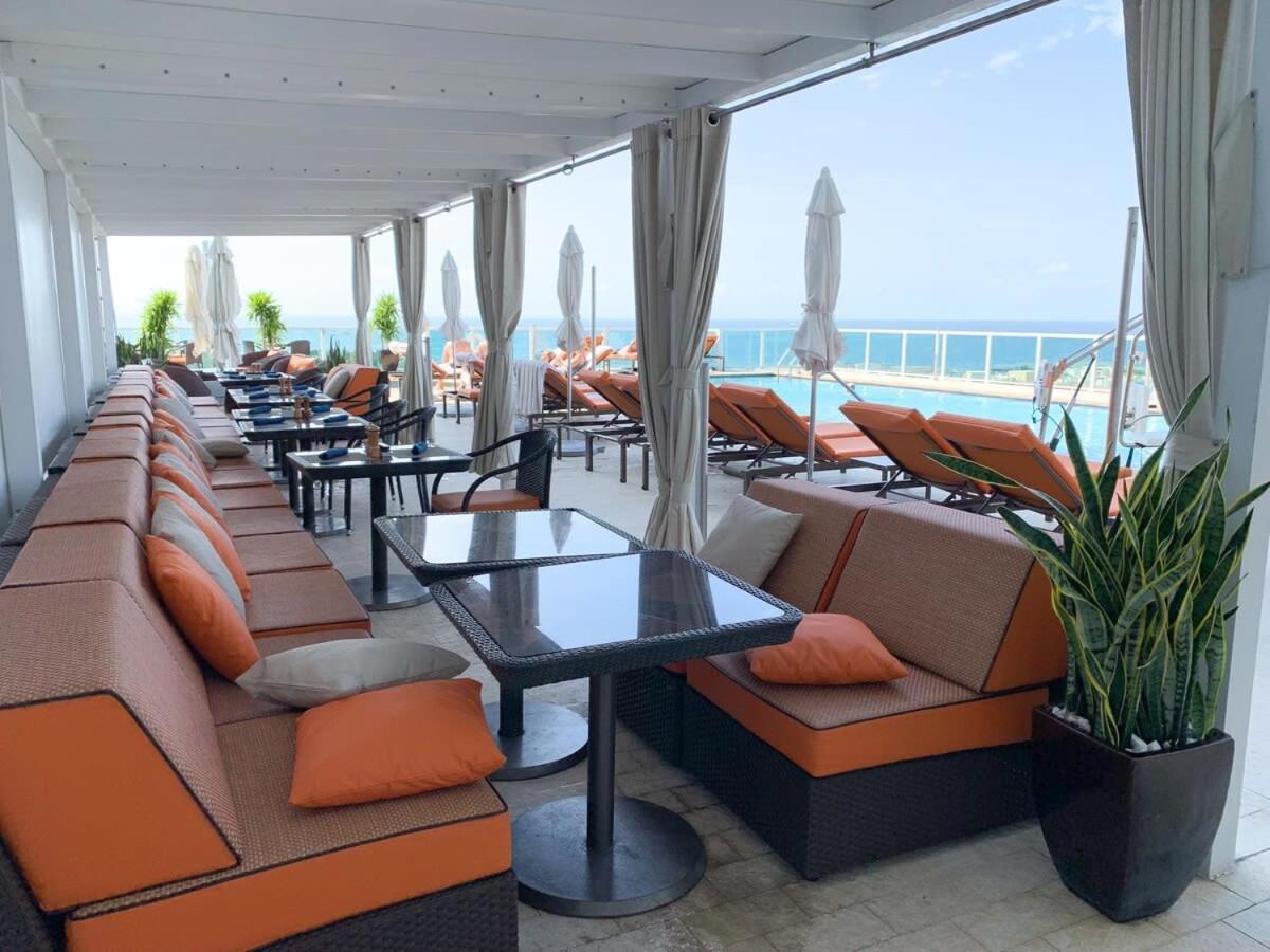 Cocktails & Coffee With Bay & View Balconies Appartamento